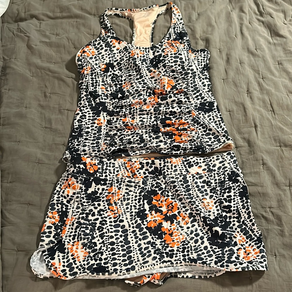 Garnet Hill Women's Swim Set - Black, White, and Orange